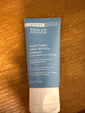 Brand new Paula's Choice Resist Super-Light Daily Wrinkle Defense SPF 30